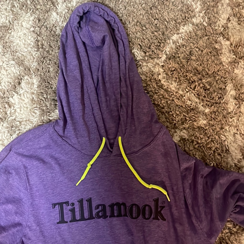 Purple Men’s Tillamook Hooded Long-Sleeve Shirt